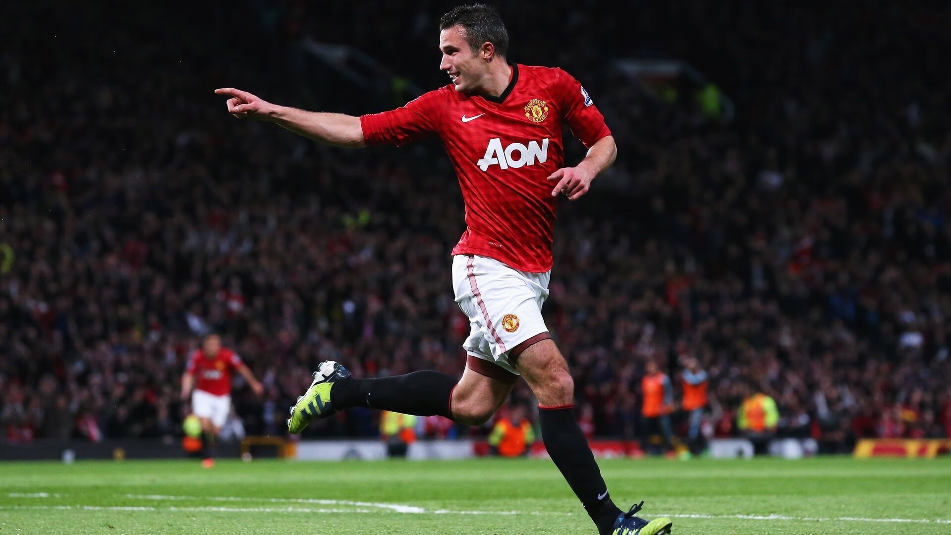 球场特写：运动员的关键瞬间特写镜头，运动员特写镜头200字左右